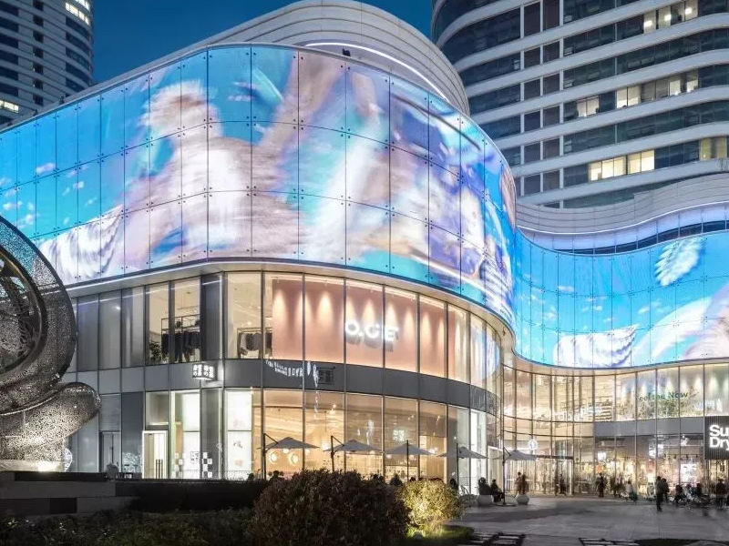 Maximize Outdoor Advertising ROI with Flexible L